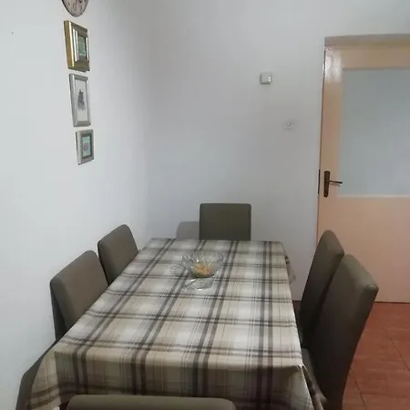 By The Sea Seline, Paklenica - 17955 * סטאריגרד-פקלניצה